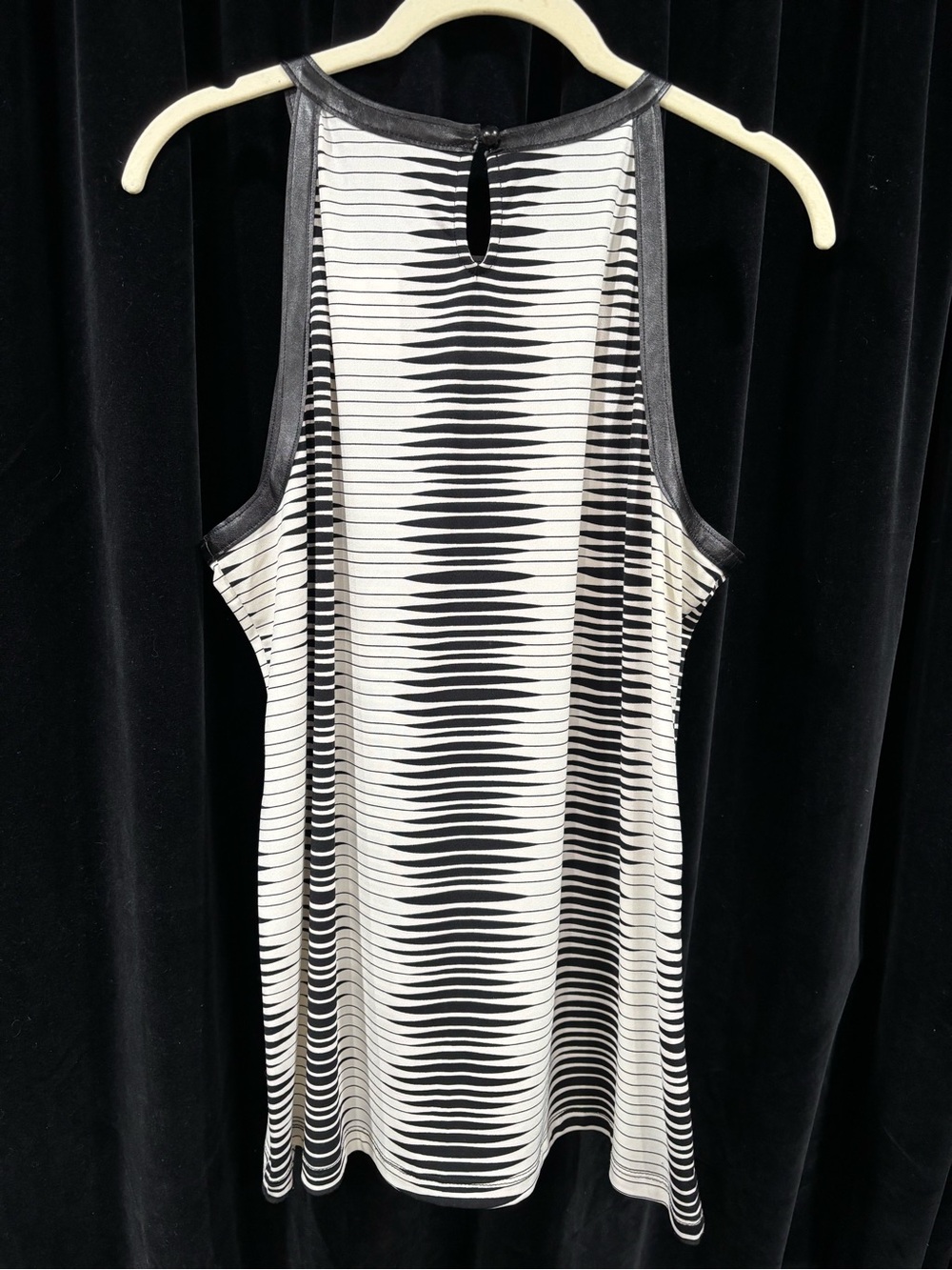 Alfani Top - Picture 2 of 2